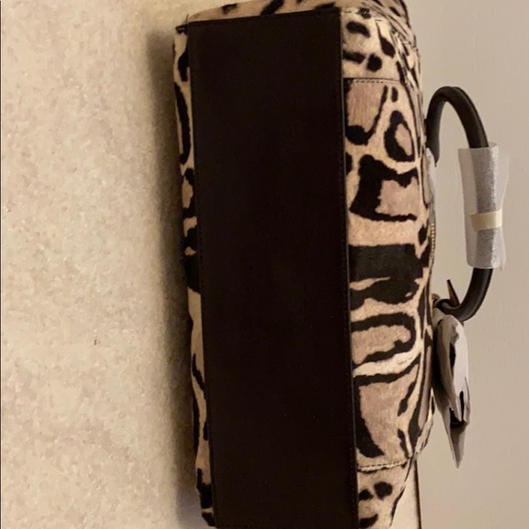 Coach cowhide large purse (new, never carried). - Picture 6 of 8